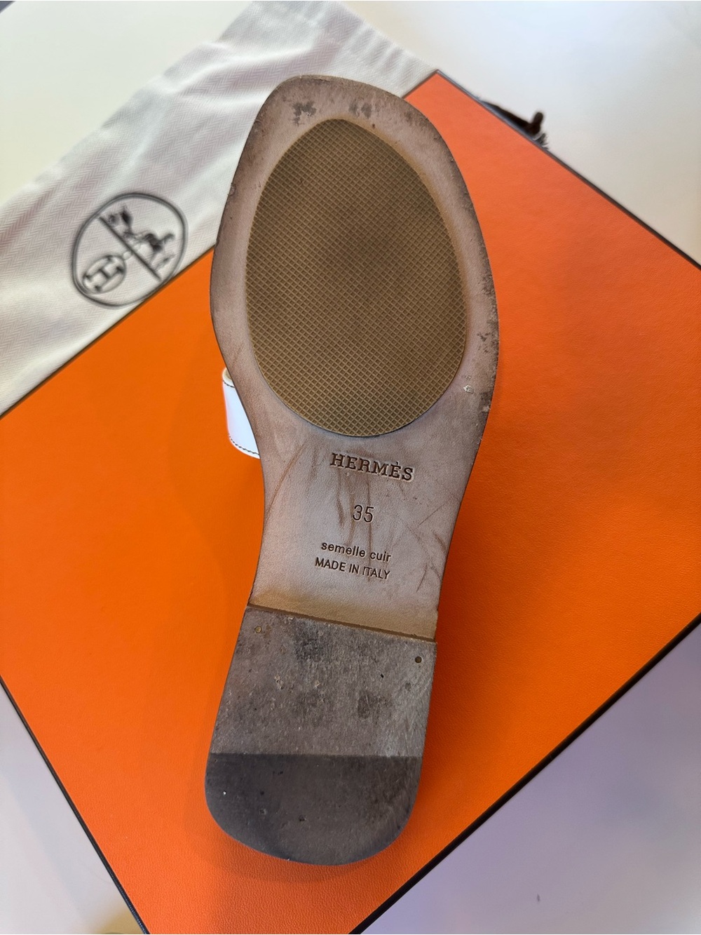 Hermes White Oran Sandals Size 35 - Picture 13 of 14